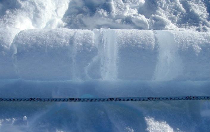 Susan Schuppli. Ice core extraction. 2017 Susan Schuppli. Ice core extraction. 2017