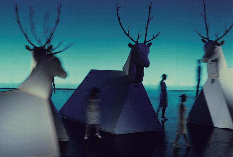 Teatro de las Hermanas de Escipión Nasica, Escena del Evento Retroguardista Bautismo bajo el Triglav, 1986 Teatro de las Hermanas de Escipión Nasica, Escena del Evento Retroguardista Bautismo bajo el Triglav, 1986