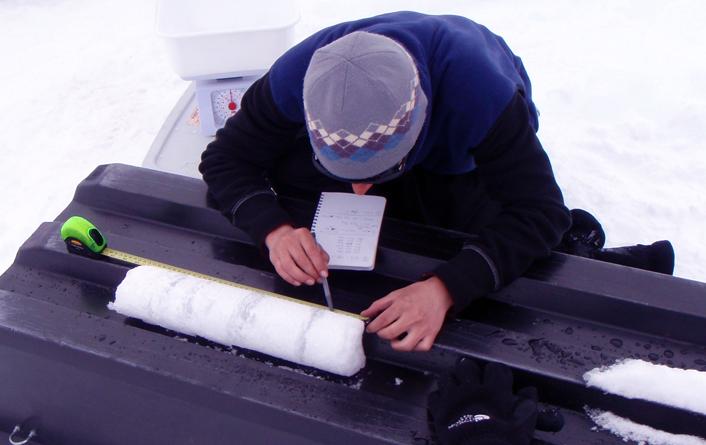 Susan Schuppli. Measuring ice core. 2017