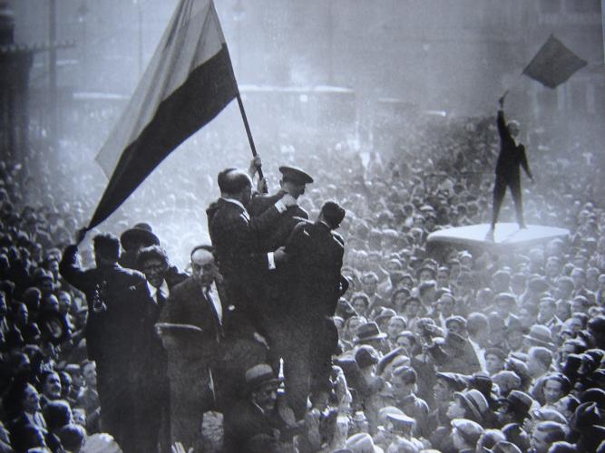AAlfonso Sánchez Portela. Proclamation of the Second Republic of Spain, 1931 Alfonso Sánchez Portela. Proclamation of the Second Republic of Spain, 1931