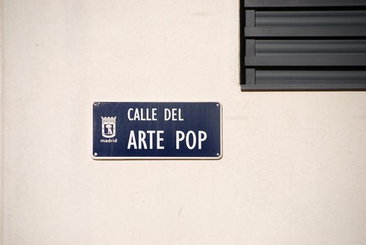 Hans Haacke. Castles in the air, 2012 (Ensanche de Vallecas, Calle del Arte Pop, parcela 5.31D) © Hans Haacke/VEGAP, Madrid, 2012 Hans Haacke. Castles in the air, 2012 (Ensanche de Vallecas, Calle del Arte Pop, parcela 5.31D) © Hans Haacke/VEGAP, Madrid, 2012