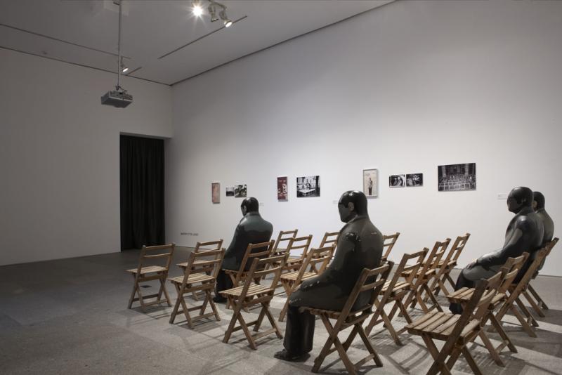 Vista de sala de la exposición. Encuentros de Pamplona 72: Fin de fiesta del Arte Experimental, 2009