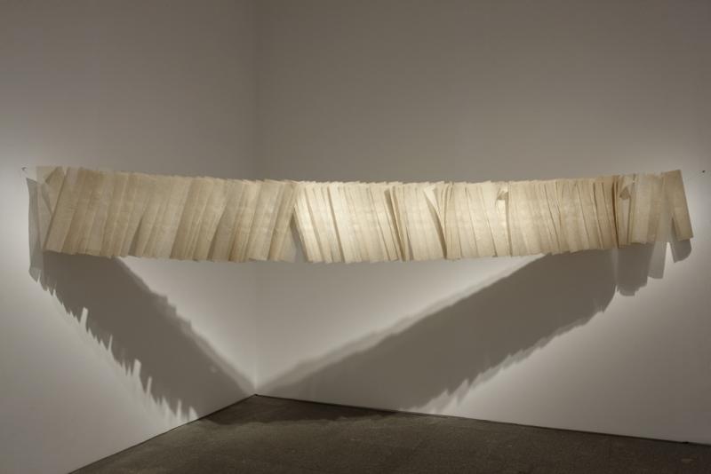 Vista de sala de la exposición. León Ferrari y Mira Schendel. El alfabeto enfurecido, 2010 Vista de sala de la exposición. León Ferrari y Mira Schendel. El alfabeto enfurecido, 2010
