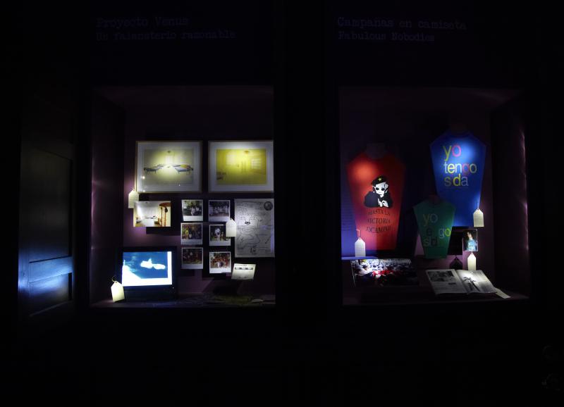 Vista de sala de la exposición. Roberto Jacoby. El deseo nace del derrumbe, 2011 Vista de sala de la exposición. Roberto Jacoby. El deseo nace del derrumbe, 2011