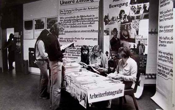 Wilhelm Körner. Exposición de la revista Arbeiterfotografie, c. 1979. Fotografía, 18 x 24 cm. Donación del artista. Centro de Documentación y Biblioteca, Museo Nacional Centro de Arte Reina Sofía