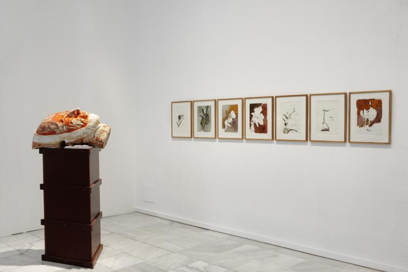 Exhibition view. Thomas Schütte. Hindsight, 2010 Exhibition view. Thomas Schütte. Hindsight, 2010