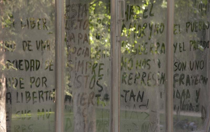 Vista de sala de la exposición. Maja Bajevic. Continuará, 2011