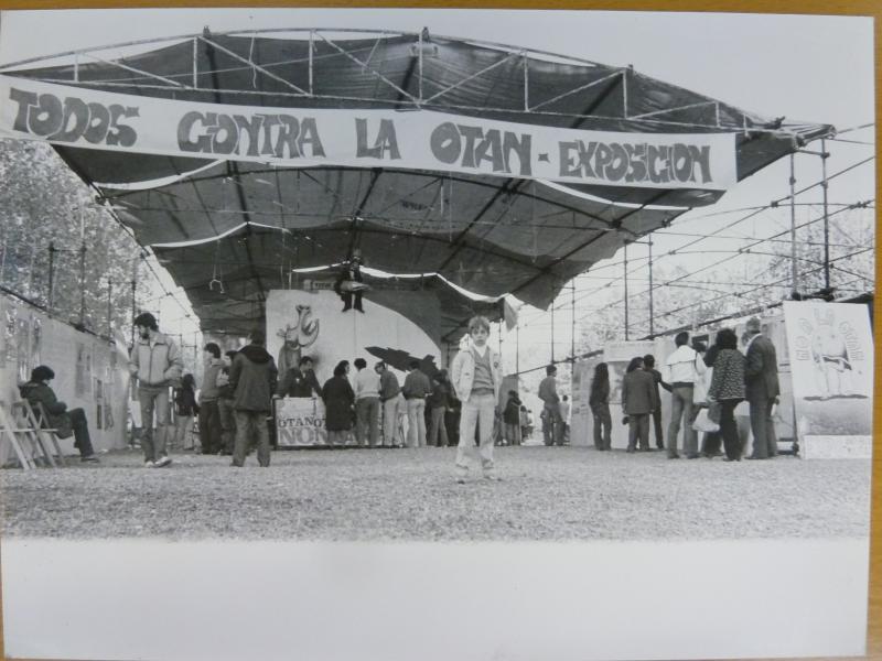 Exposición «Todos contra la OTAN», Septiembre de 1981 © Archivo Histórico del Partido Comunista Exposición «Todos contra la OTAN», Septiembre de 1981 © Archivo Histórico del Partido Comunista
