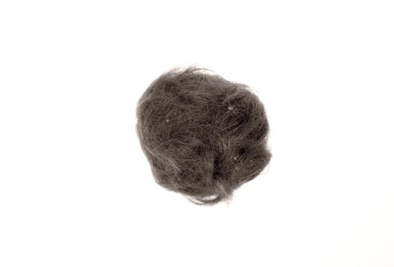 Mario de Vega. Esfera realizada con cabello humano, 2014. Imagen de Gudinni Cortina Mario de Vega. Esfera realizada con cabello humano, 2014. Imagen de Gudinni Cortina