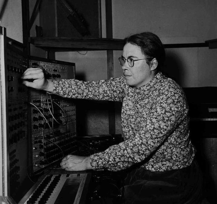 Pauline Oliveros. Fotografía cortesía de The Center for Contemporary Music Archives, Mills College at Northeastern University