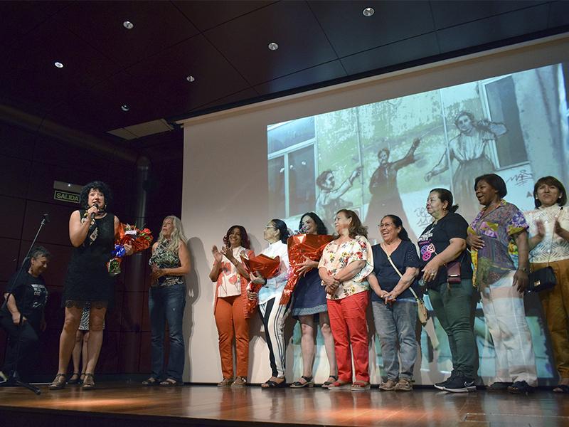 Saludo a las fiestas de Lavapiés en el Museo Reina Sofía, 2019. Fotografía: Ela Rabasco (Ela R que R)