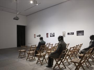 Vista de sala de la exposición. Encuentros de Pamplona 72: Fin de fiesta del Arte Experimental, 2009