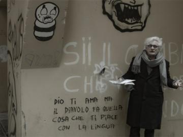 Fotograma de la película Comunismo Futuro (2017), de Andrea Gropplero protagonizada por Franco Berardi Bifo