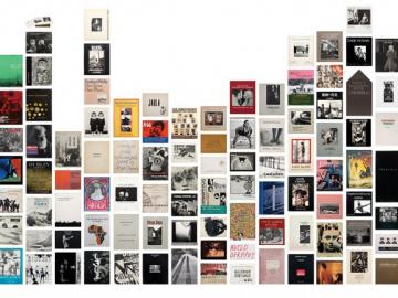 What They Saw: Historical Photobooks by Women, 1843–1999 (Nueva York, 10×10 Photobooks, 2021), imagen de cubierta. Diseño: Ayumi Higuchi. Fotografía: Jeff Gutterman